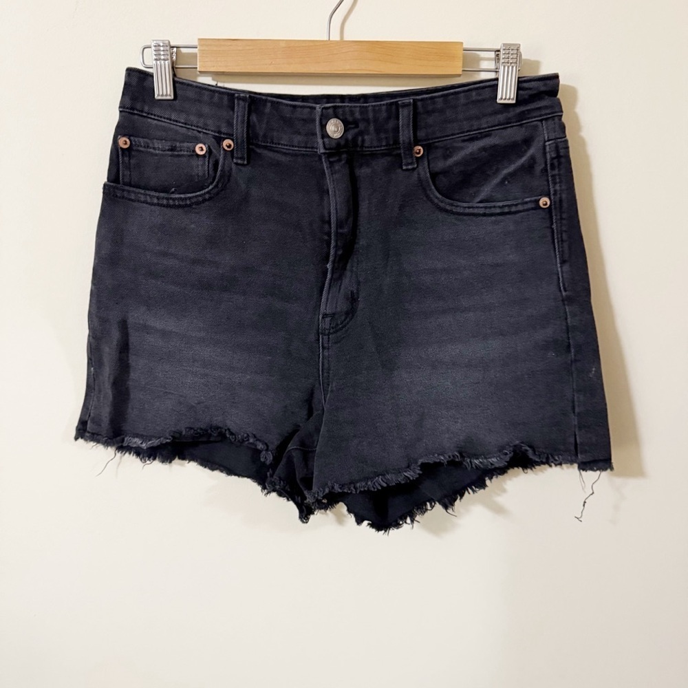 American Eagle Highest Rise Boyfriend Black Short Size 8